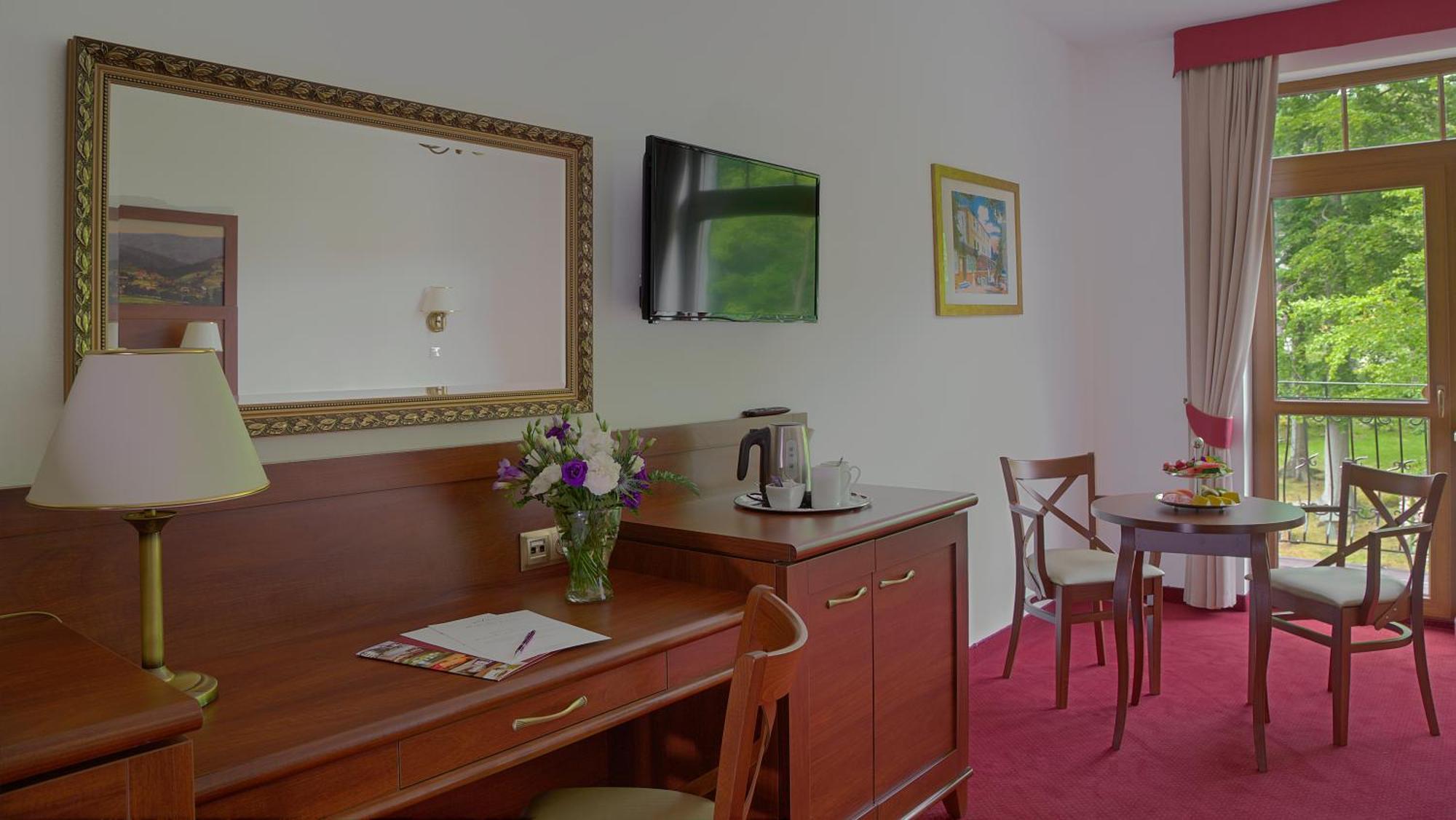 Hotel Buczynski****Medical&Spa Świeradów-Zdrój Екстериор снимка
