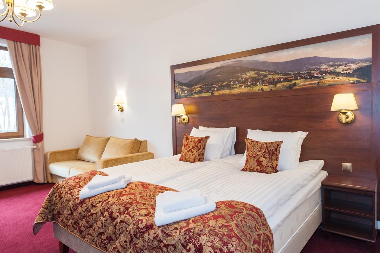 Hotel Buczynski****Medical&Spa Świeradów-Zdrój Екстериор снимка