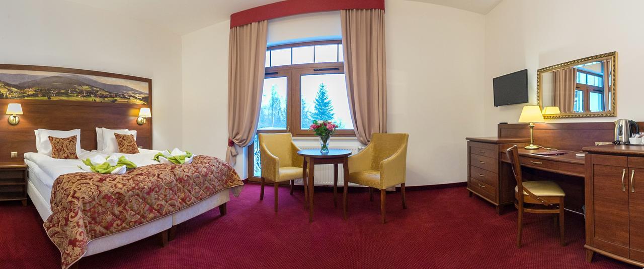 Hotel Buczynski****Medical&Spa Świeradów-Zdrój Екстериор снимка