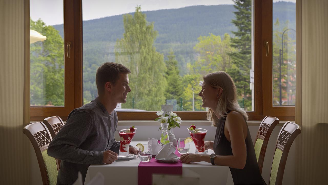 Hotel Buczynski****Medical&Spa Świeradów-Zdrój Екстериор снимка