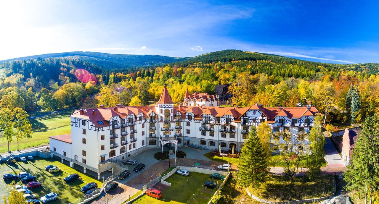 Hotel Buczynski****Medical&Spa Świeradów-Zdrój Екстериор снимка